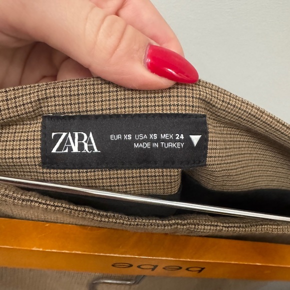 Zara Tan Set - Picture 8 of 8